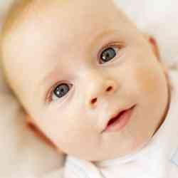 Цвет глаз у новорожденных: когда меняется цвет глаз и почему это ...