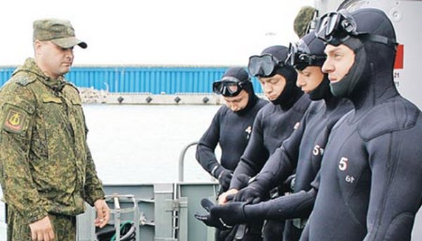 Бойцы морского спецназа в Керченском проливе ежедневно рискуют жизнью [фото]